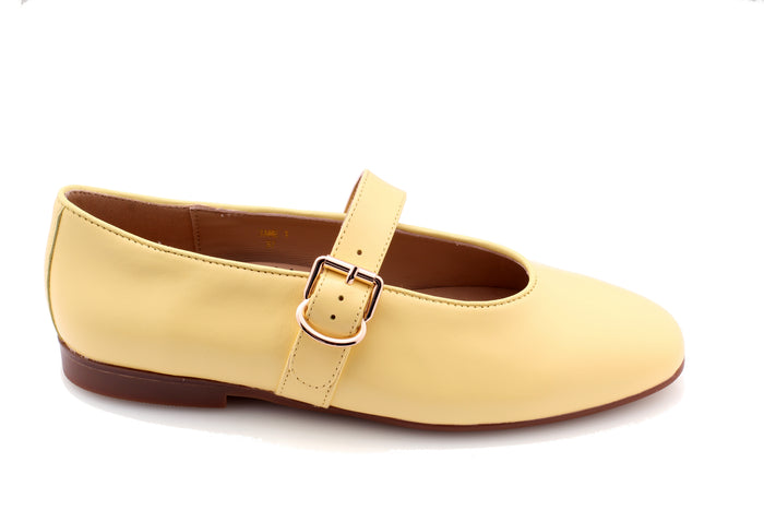 Yellow Leather / 35