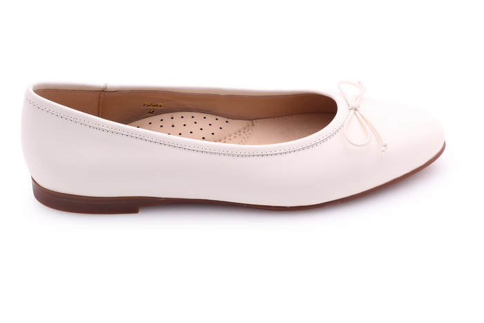 Cream Leather / 35