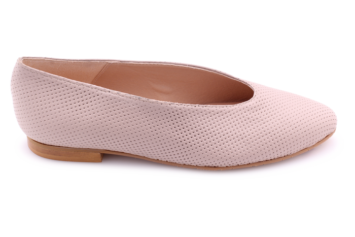 Perf Beige Leather / 35