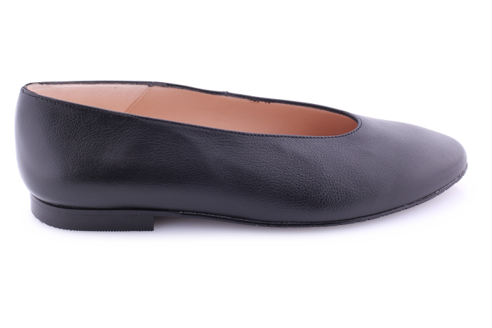 Black Leather / 35