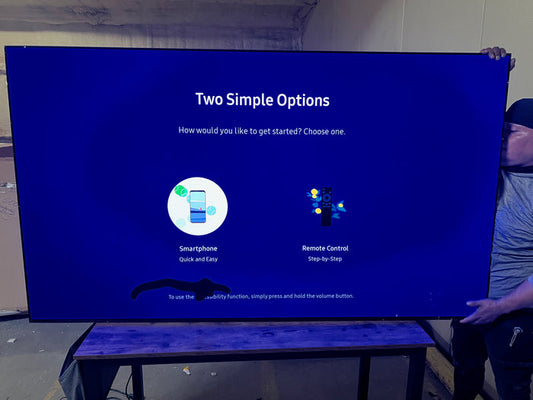 SAMSUNG 77" Class S90C OLED 4K Smart TV 2023 *SCREEN HAS BLACK SPOT*